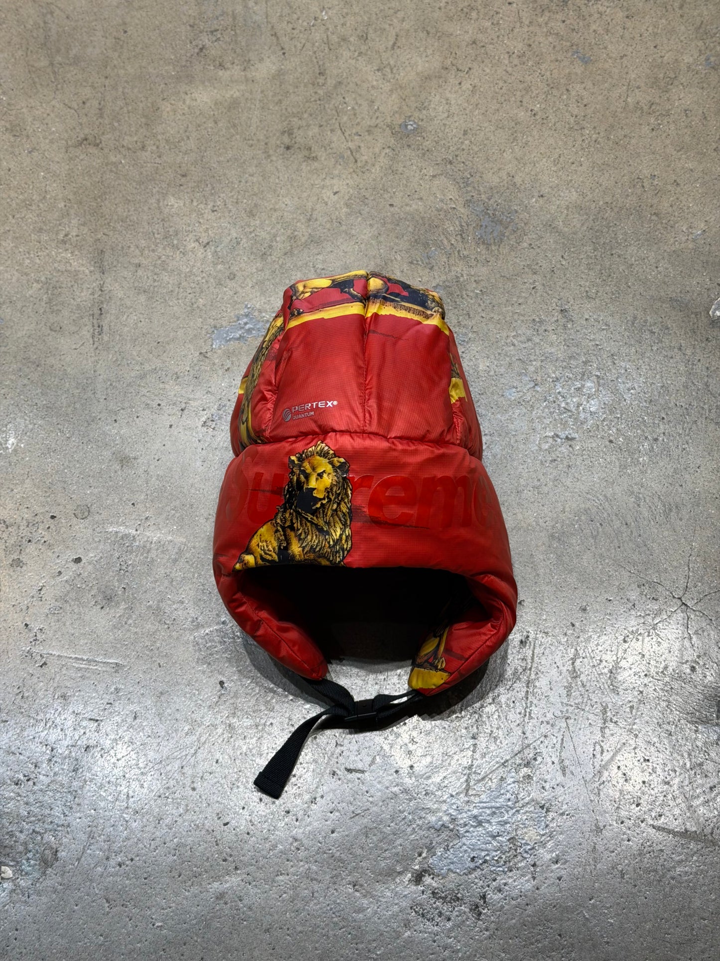 Supreme Featherweight Down Trooper Lion Red
