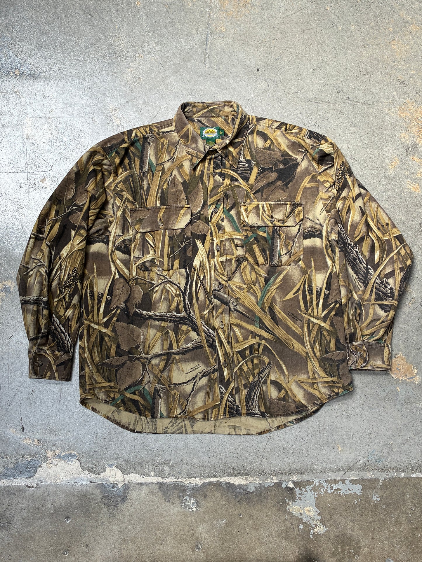 Vintage Cabela's Realtree Camo Button Up Shirt XL (Pre-Owned)