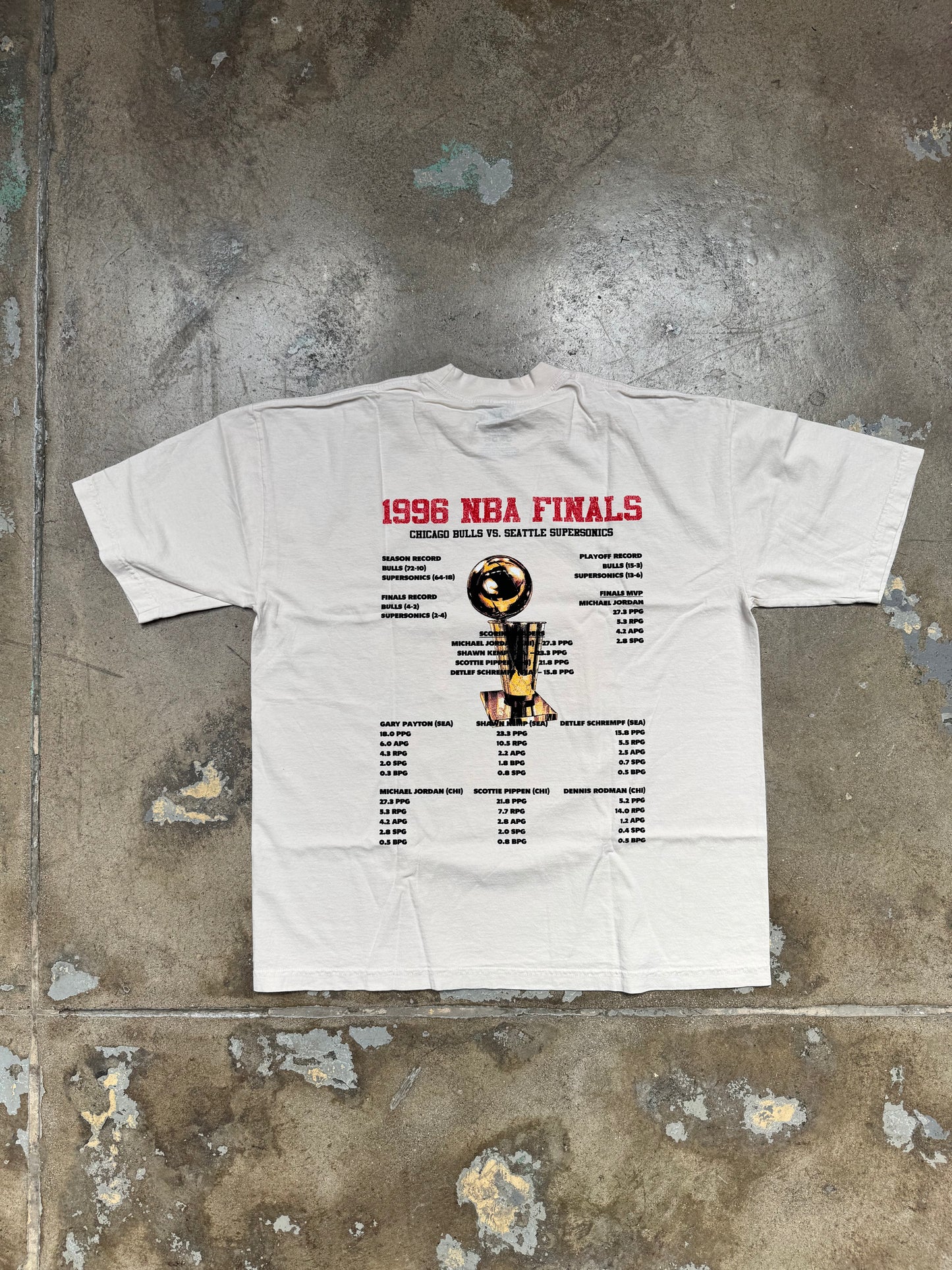 Popcxrn "The 1996 NBA Finals Chicago Bull VS Seattle Super Sonics Stats" T Shirt Off White