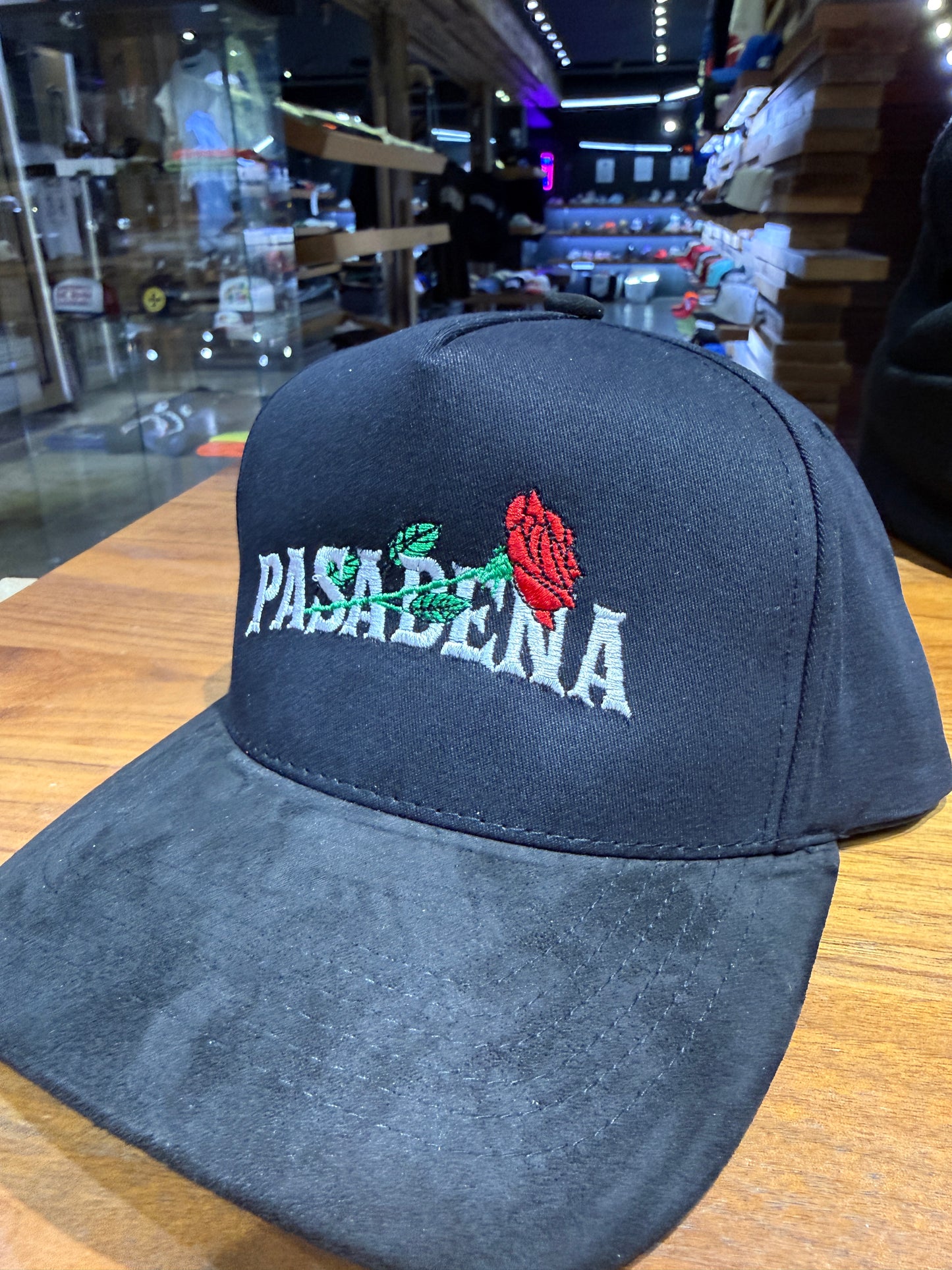 Wolf Collection Pasadena Rose Suede Brim Snapback Black/Black