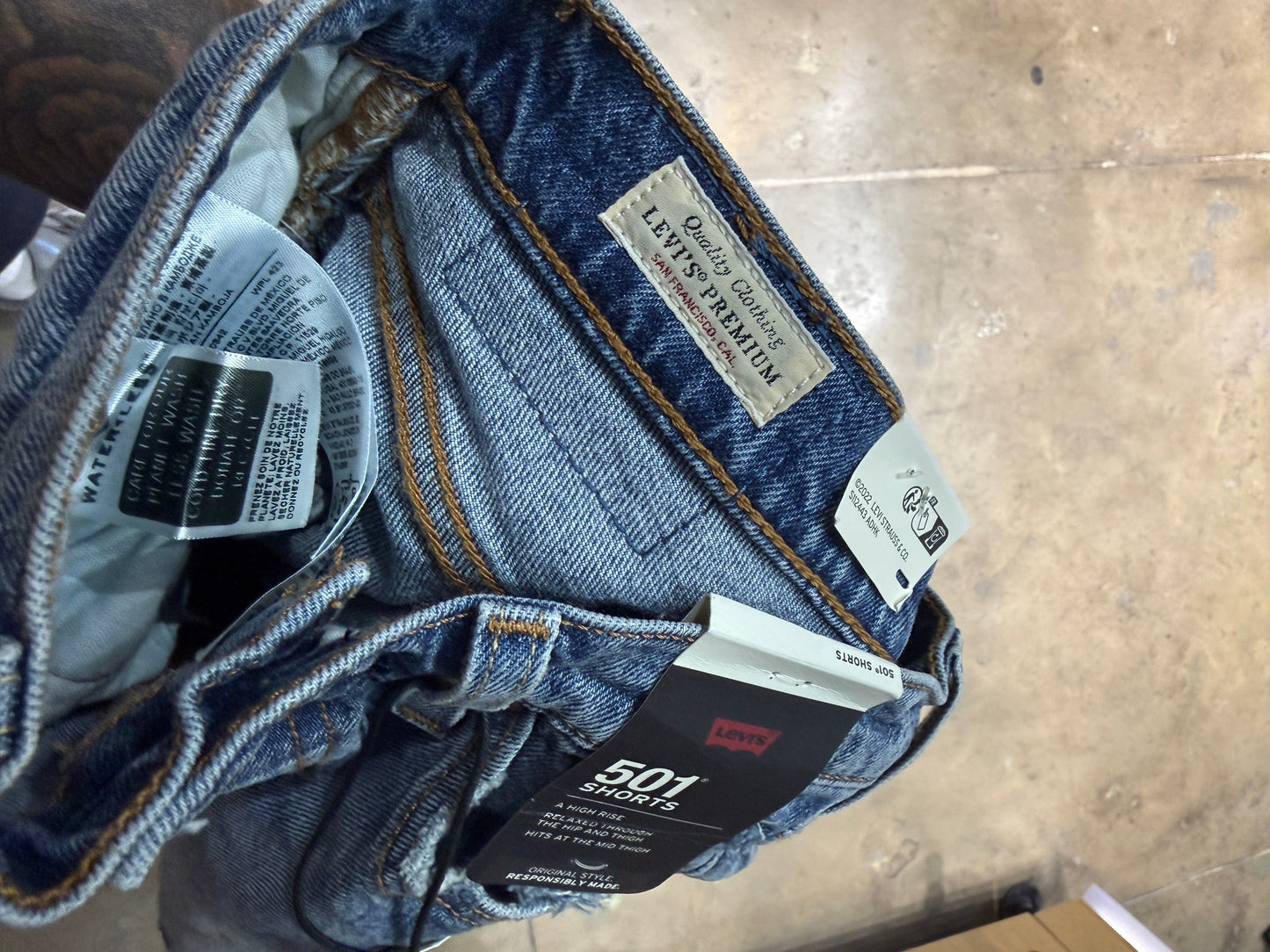 Women's Levi's Premium 501 Shorts Dark Blue Washed Size 25
