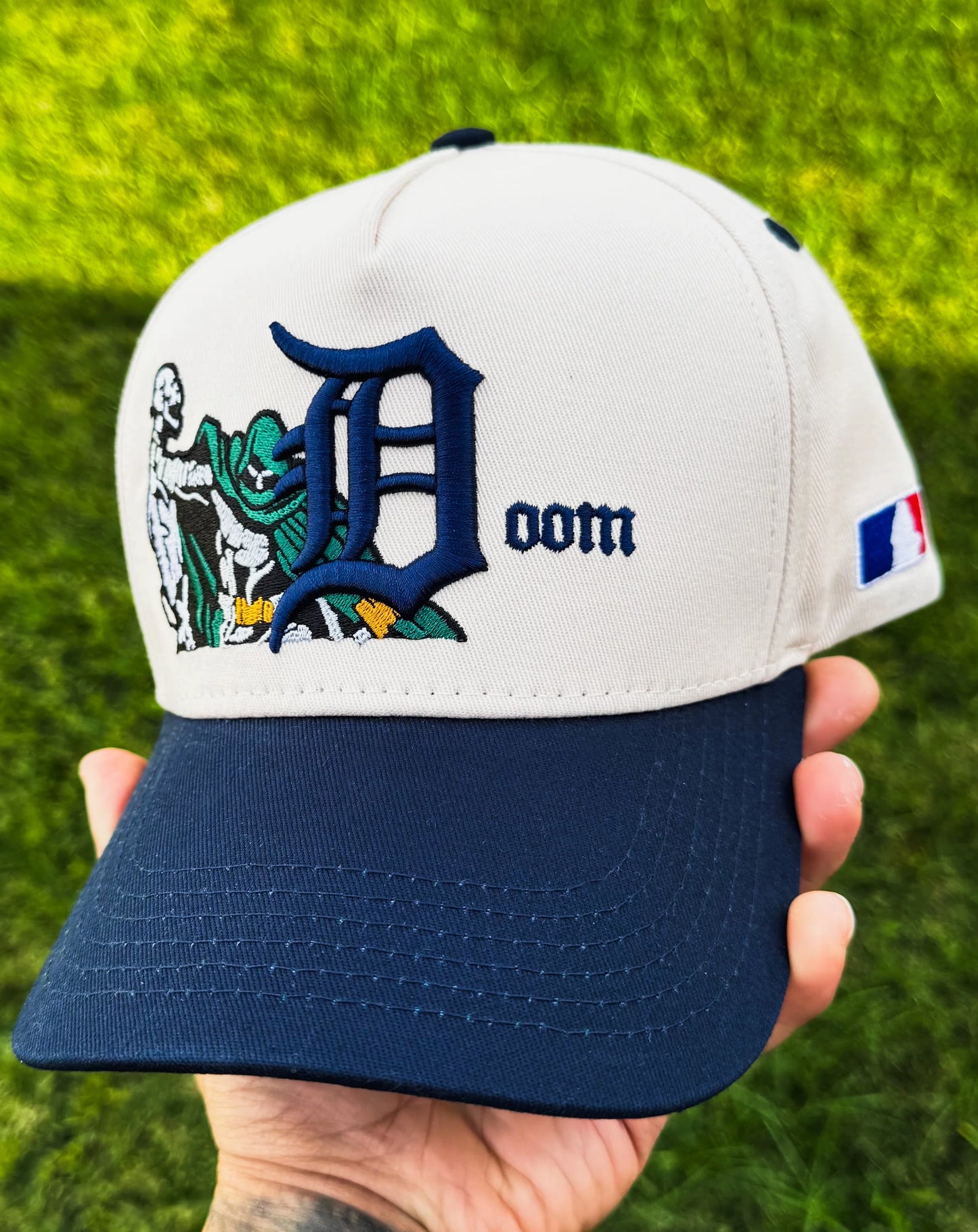 Roadside Museum Motor City Doom Snapback Cream/Navy