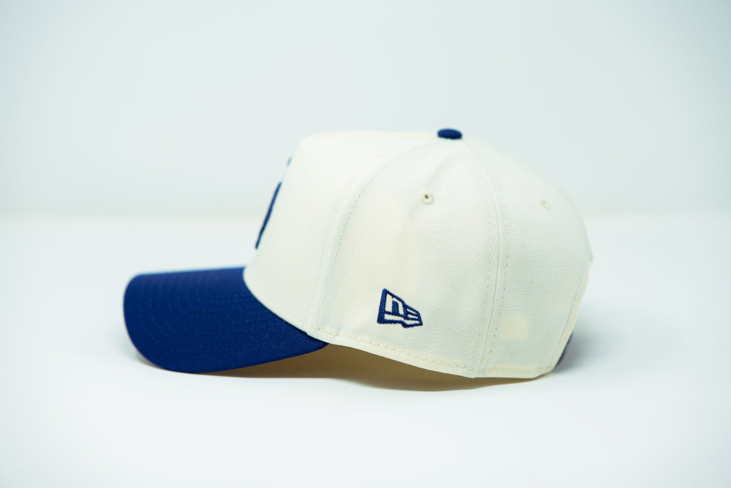 New Era LA Dodgers 2025 World Champions 940 A-Frame Snapback White/Royal Blue