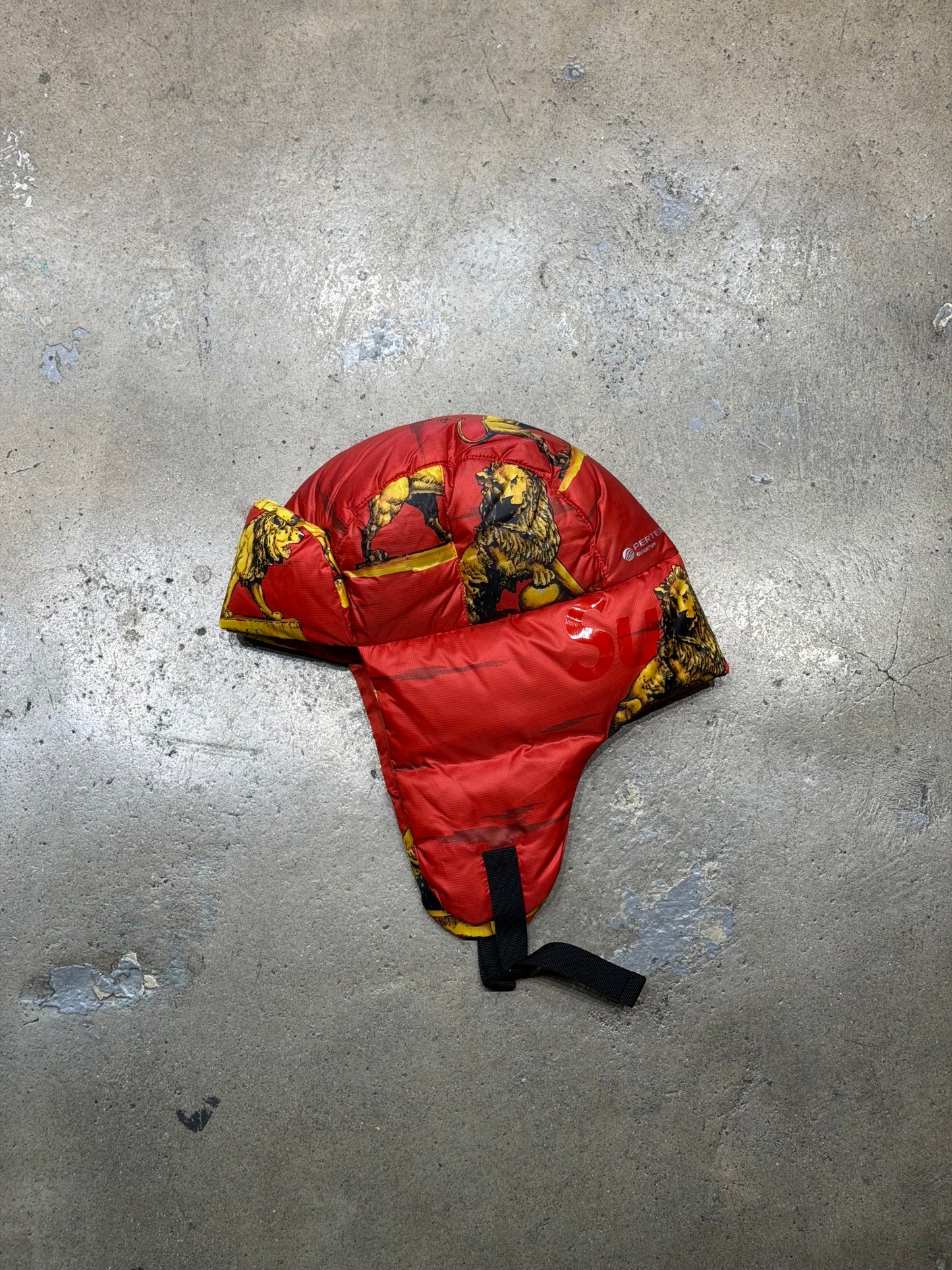 Supreme Featherweight Down Trooper Lion Red