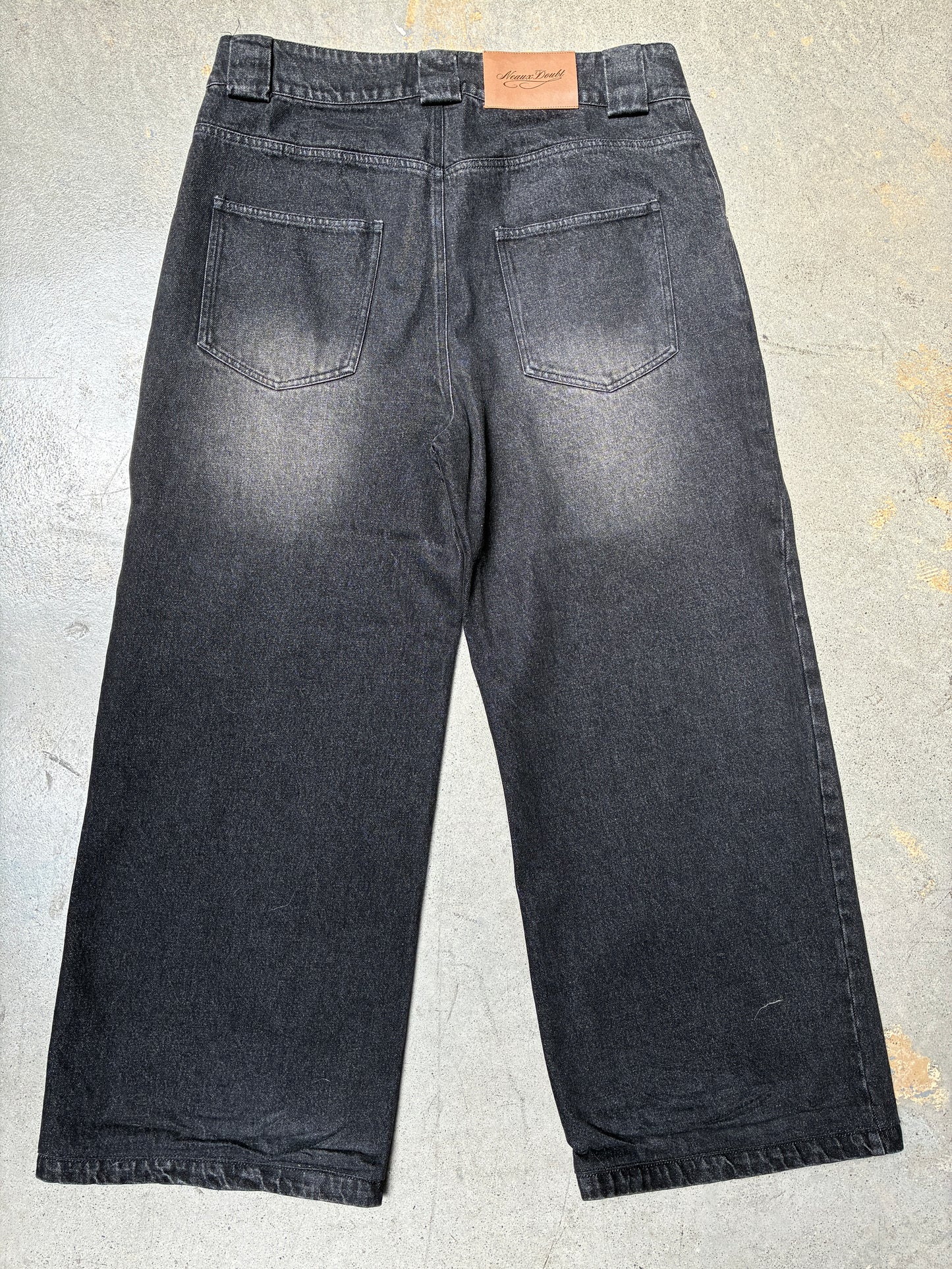 Neaux Doubt Washed Black Overized Denim 34 x 26 (Pre-Owned)