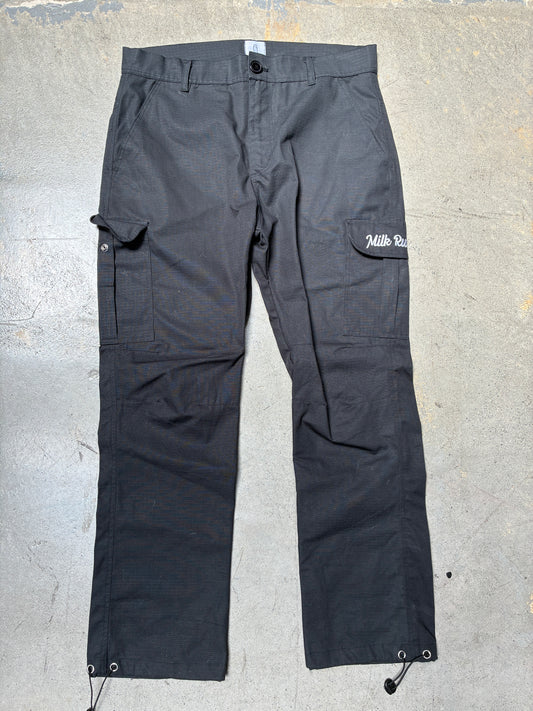 Milk Run Nylon Cargo Pants (Large) (Pre-Owned)