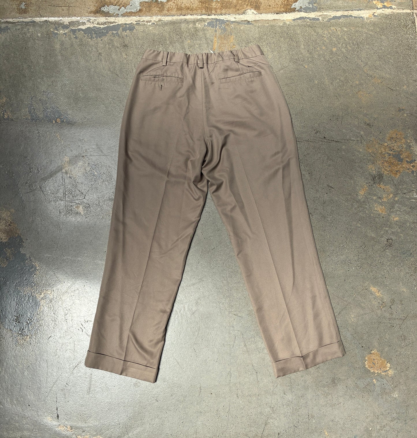 Nike Pleated Golf Pants Khaki 33x30 (Pre-Owned)