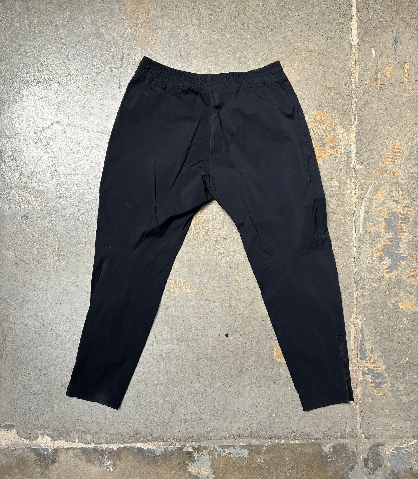Reigning Champ Nylon Standard Pants (Large) (Pre-Owned)