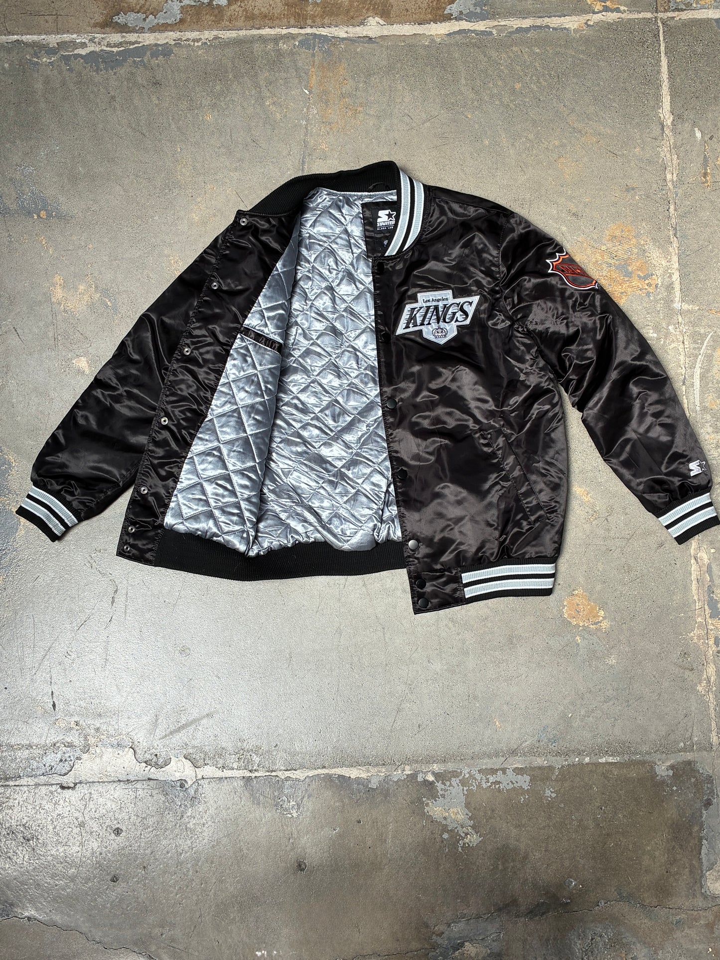 LA Kings Starter Varsity Satin Jacket (Large) (Pre-Owned)