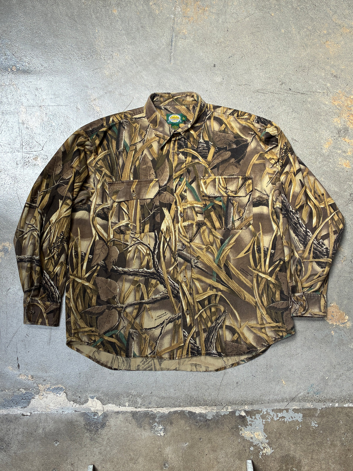 Vintage Cabela's Realtree Camo Button Up Shirt XL (Pre-Owned)