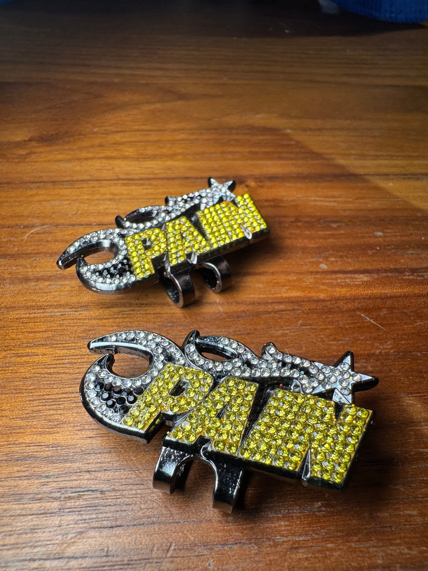 Ayce Fitteds Pain Hat Clips (Various Colors)