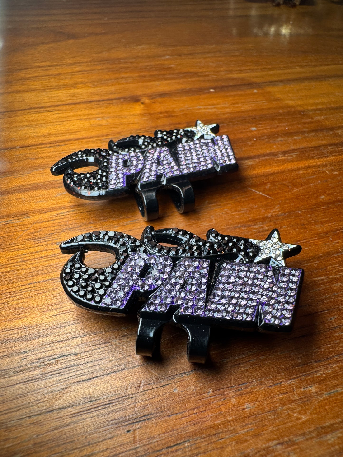 Ayce Fitteds Pain Hat Clips (Various Colors)