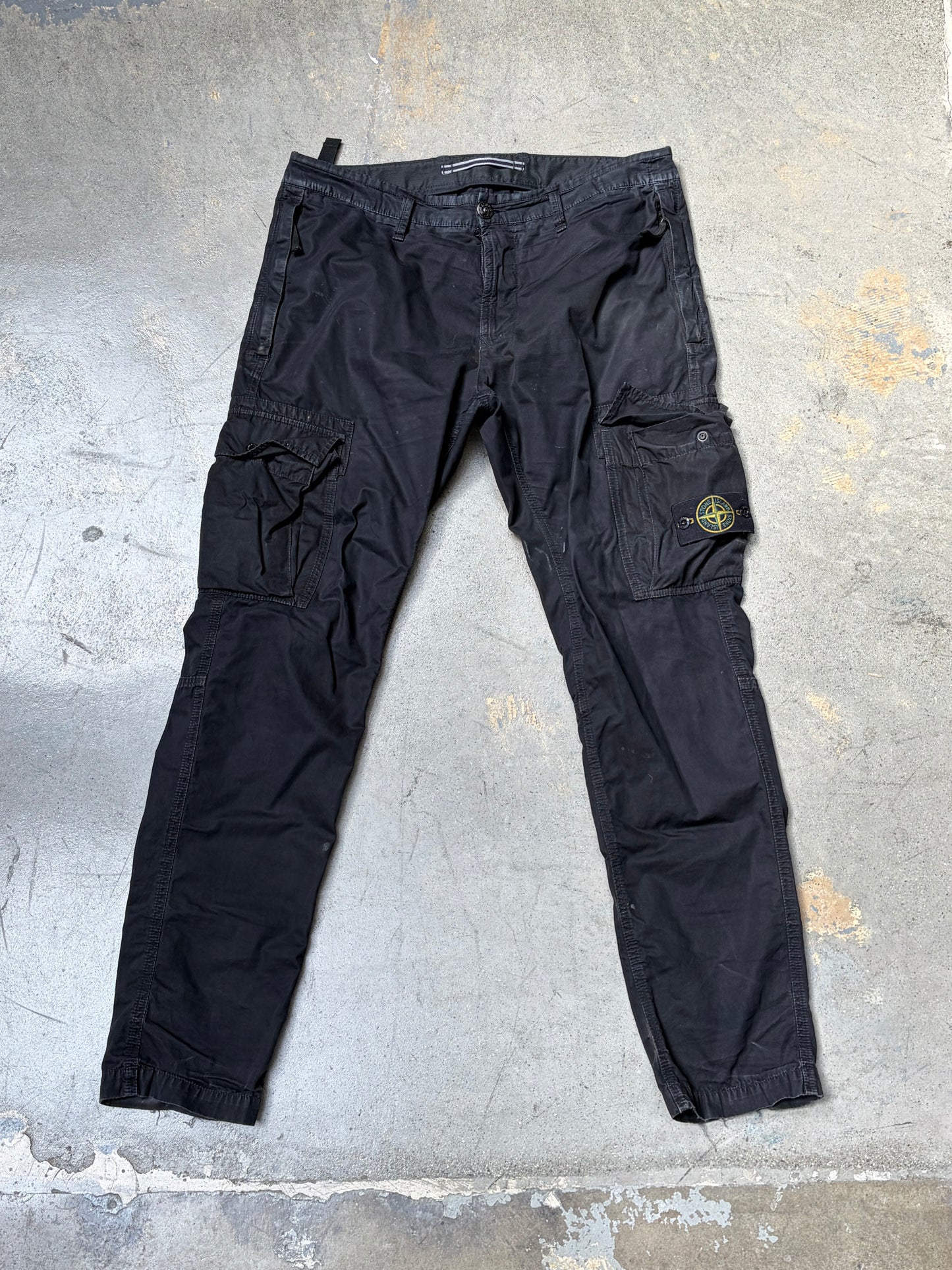 Stone Island Cargo Pants Slim Fit Black (34) (Pre-Owned)