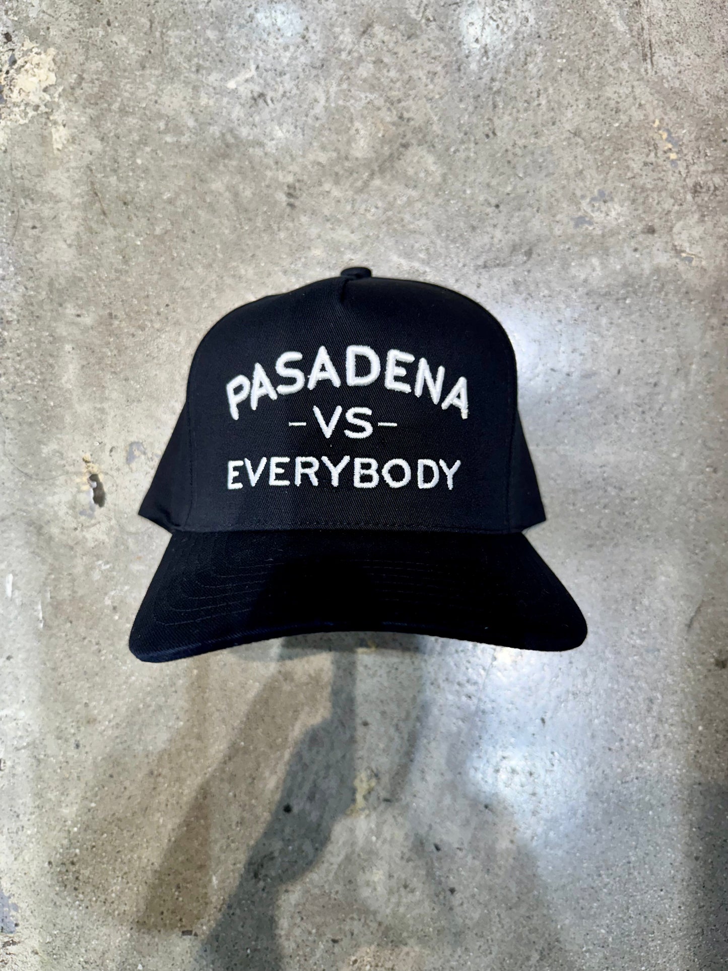 Wolf Collection "Pasadena VS Everybody Black/White