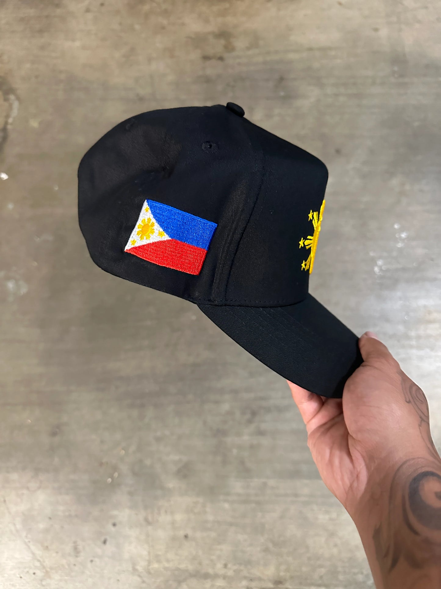 Eazy Filipino Peso Snapback Black