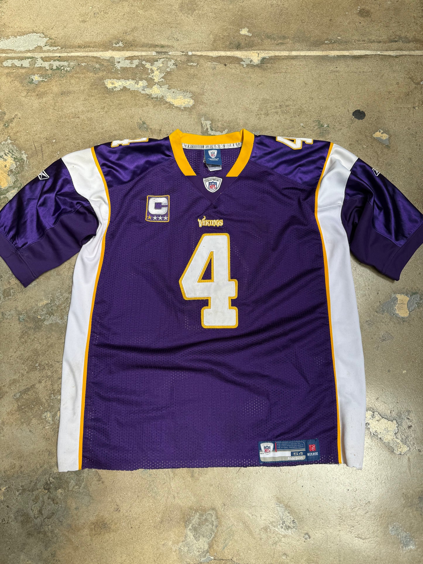 Vintage Reebok Minnesota Vikings Brett Favre Cropped Jersey Purple 2XL (Used)