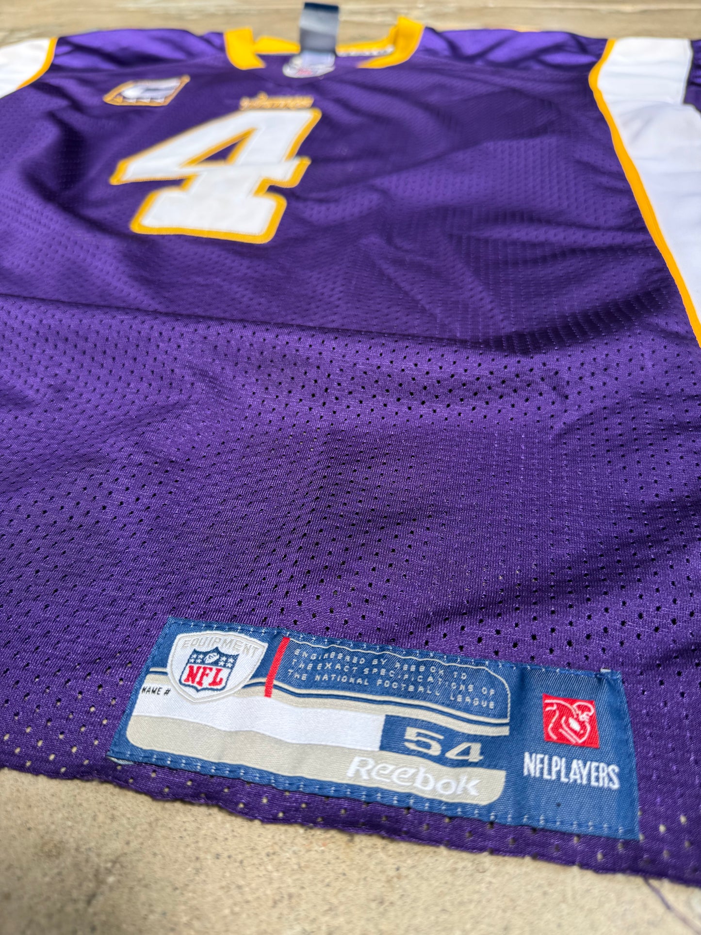Vintage Reebok Minnesota Vikings Brett Favre Cropped Jersey Purple 2XL (Used)