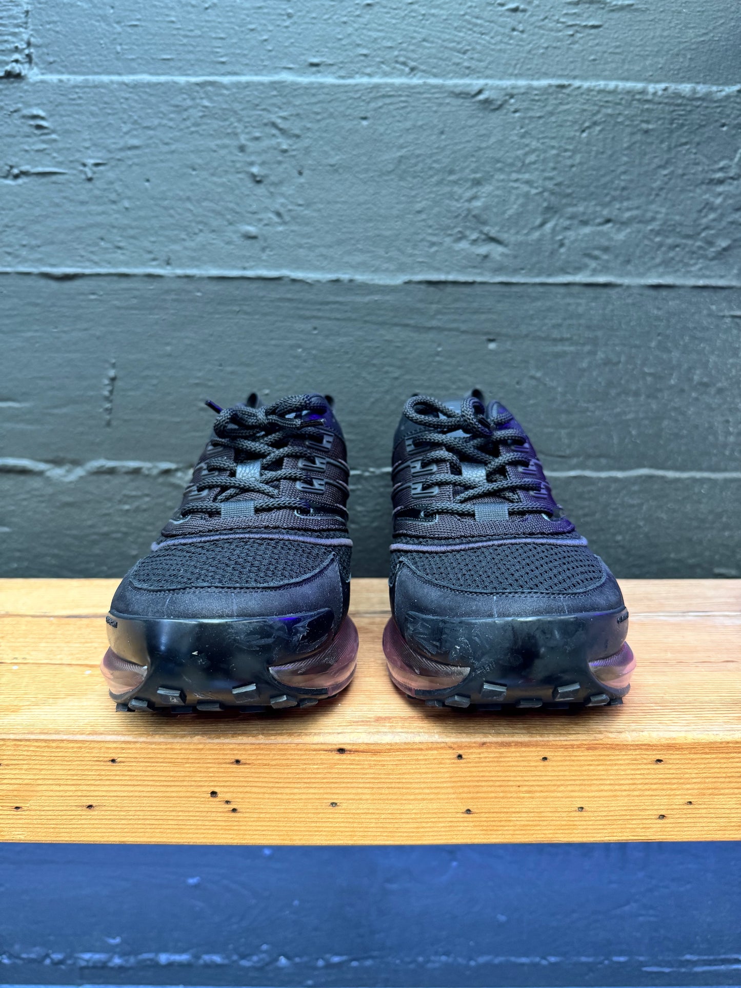 Givenchy GV1 Sneakers Black (Pre-Owned) (Size 45, Size 13M)