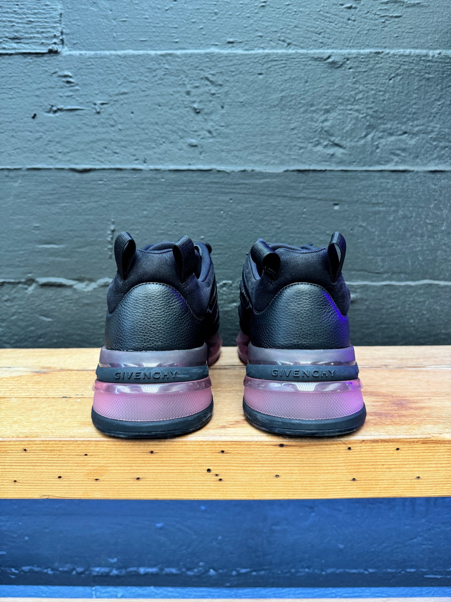 Givenchy GV1 Sneakers Black (Pre-Owned) (Size 45, Size 13M)