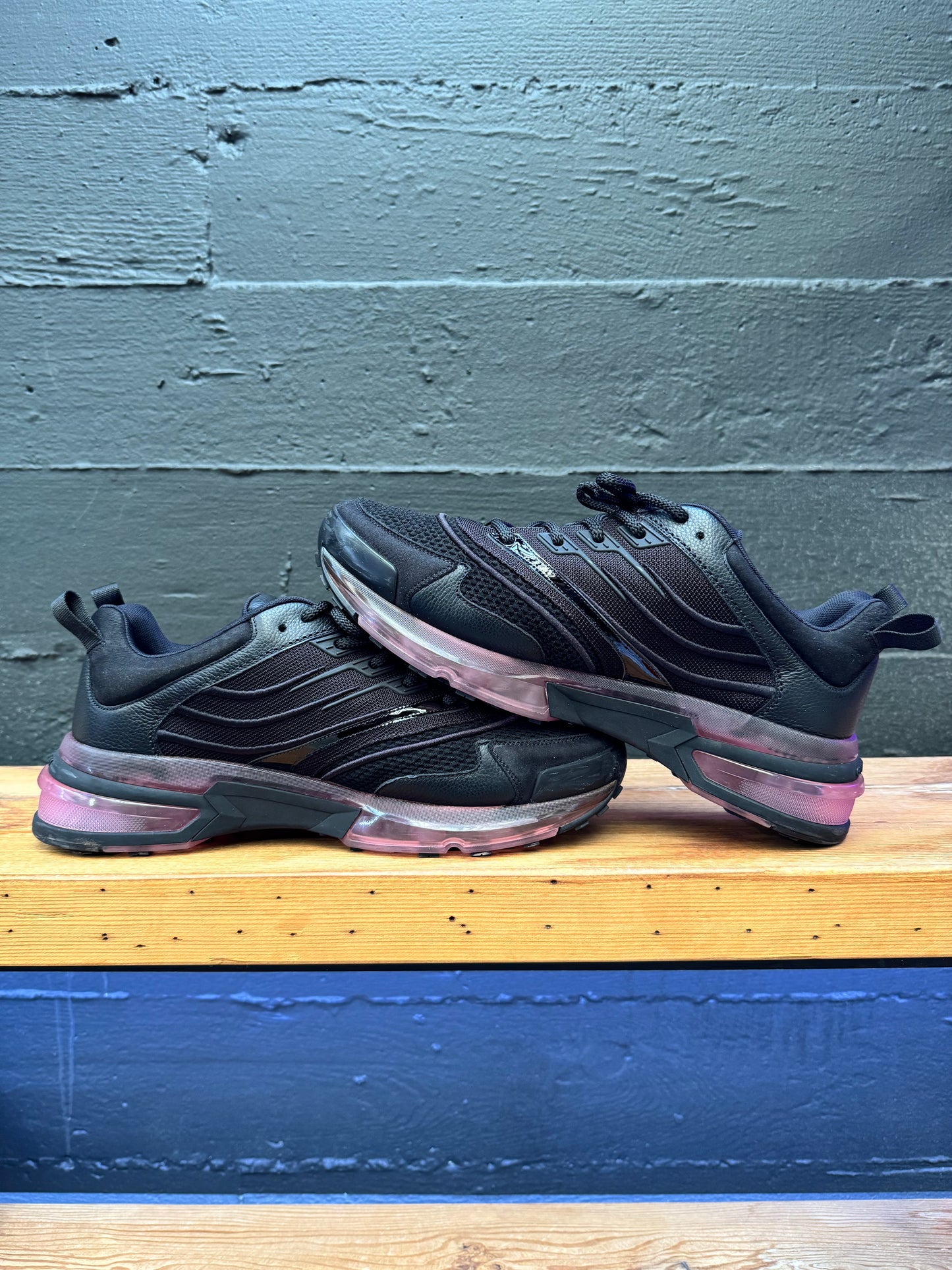 Givenchy GV1 Sneakers Black (Pre-Owned) (Size 45, Size 13M)