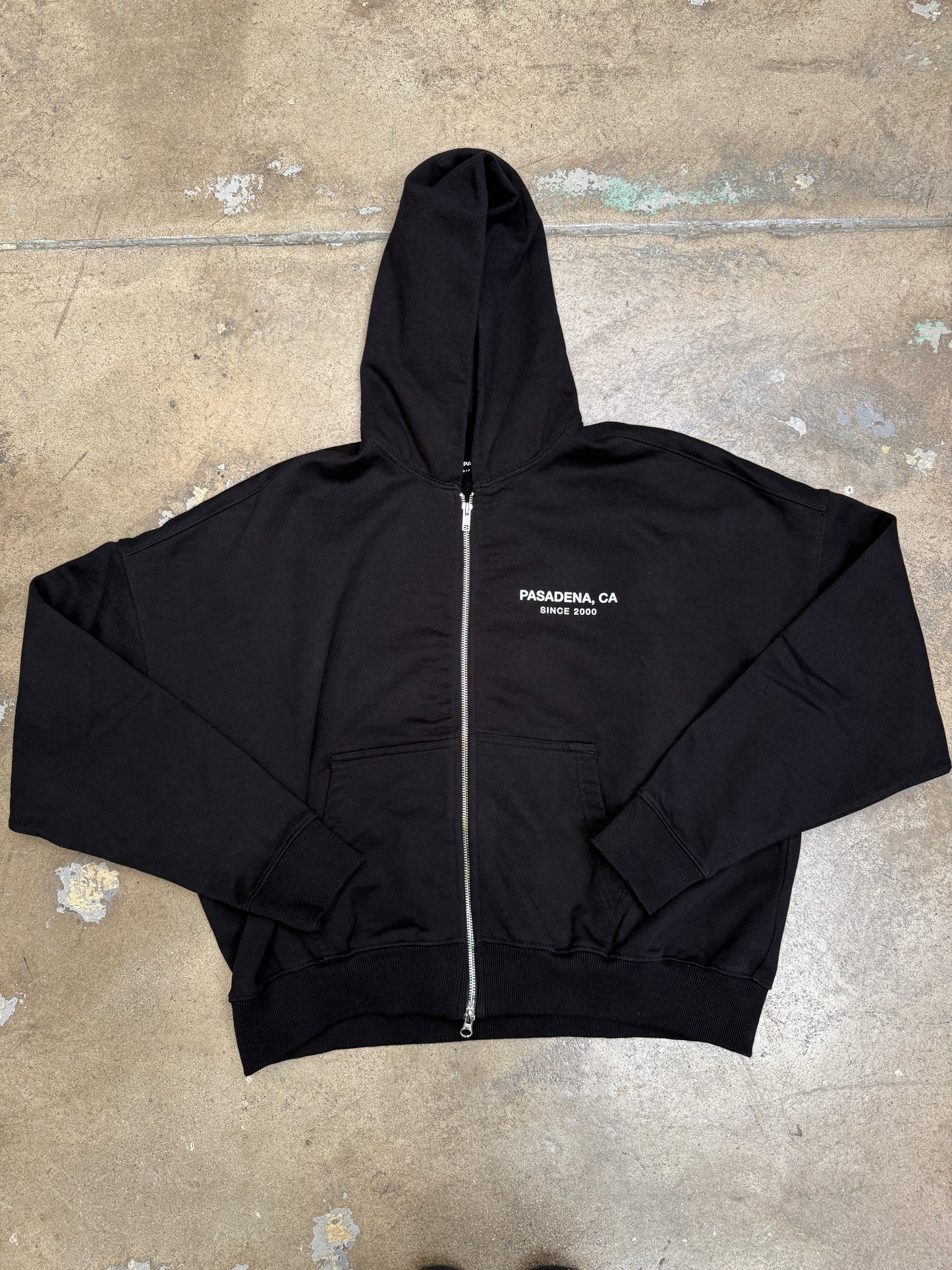 Neo Pasadena Since 2000 Rose Cropped Hoodie Black