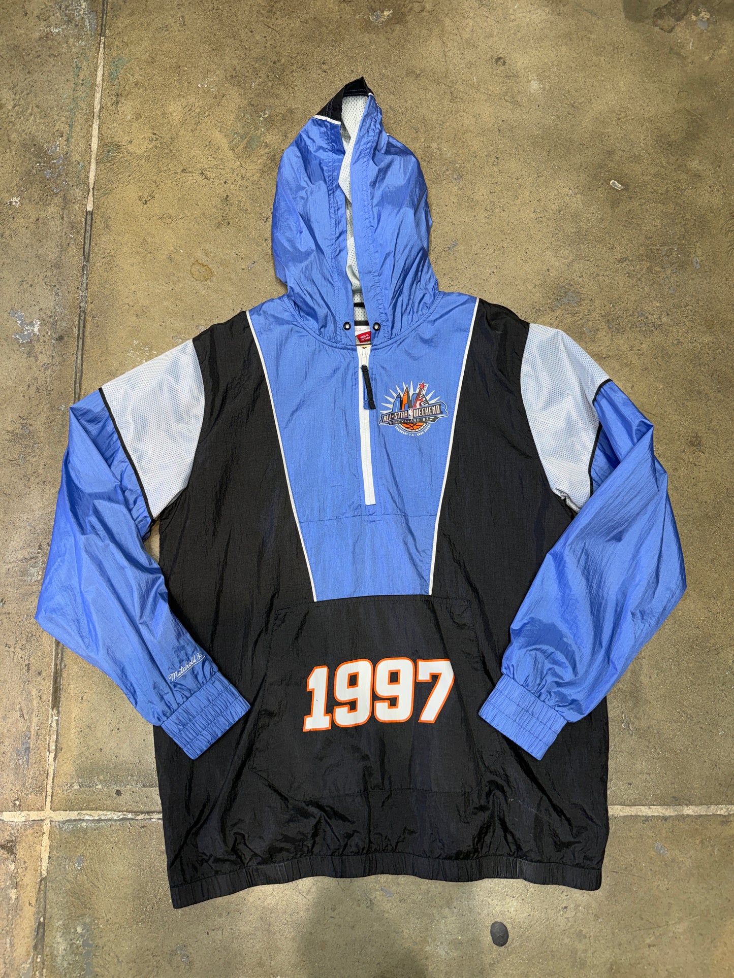 Mitchell & Ness 1997 NBA All-Star Game Windbreaker Large (Pre-Owned)