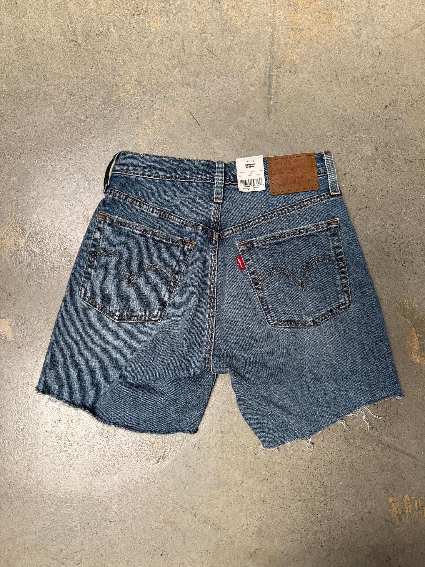 Women's Levi's Premium 501 Shorts Dark Blue Washed Size 25