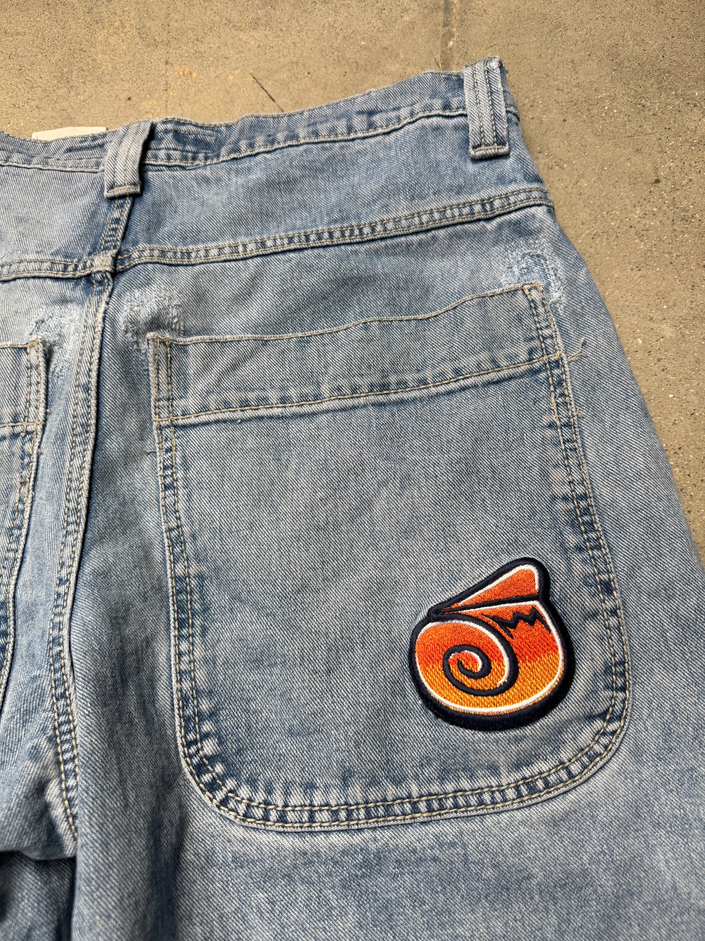 JNCO 101 Twin Cannon Jeans Vintage Blue 34x26 (Pre-Owned)