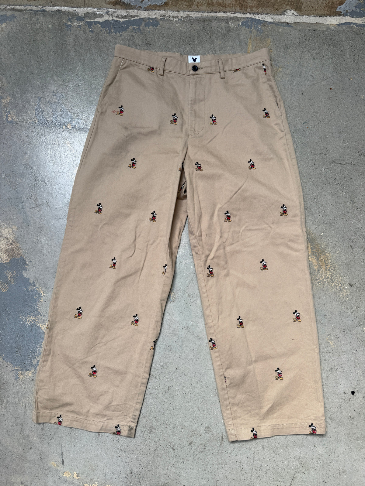 Gap × Disney Embroidered Baggy Khakis (34) (Pre-Owned)
